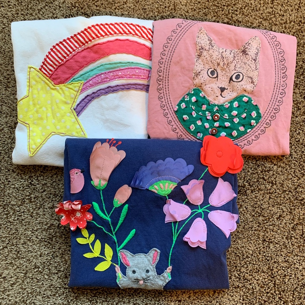 Lot of 3 Mini Boden embroidered tees. Cat, shooting star, mouse and flowers.